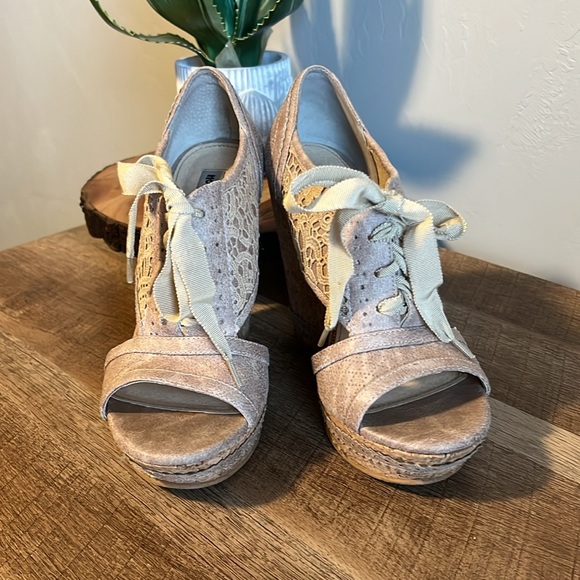 Not Rated Lace Up Wedges - Picture 2 of 4